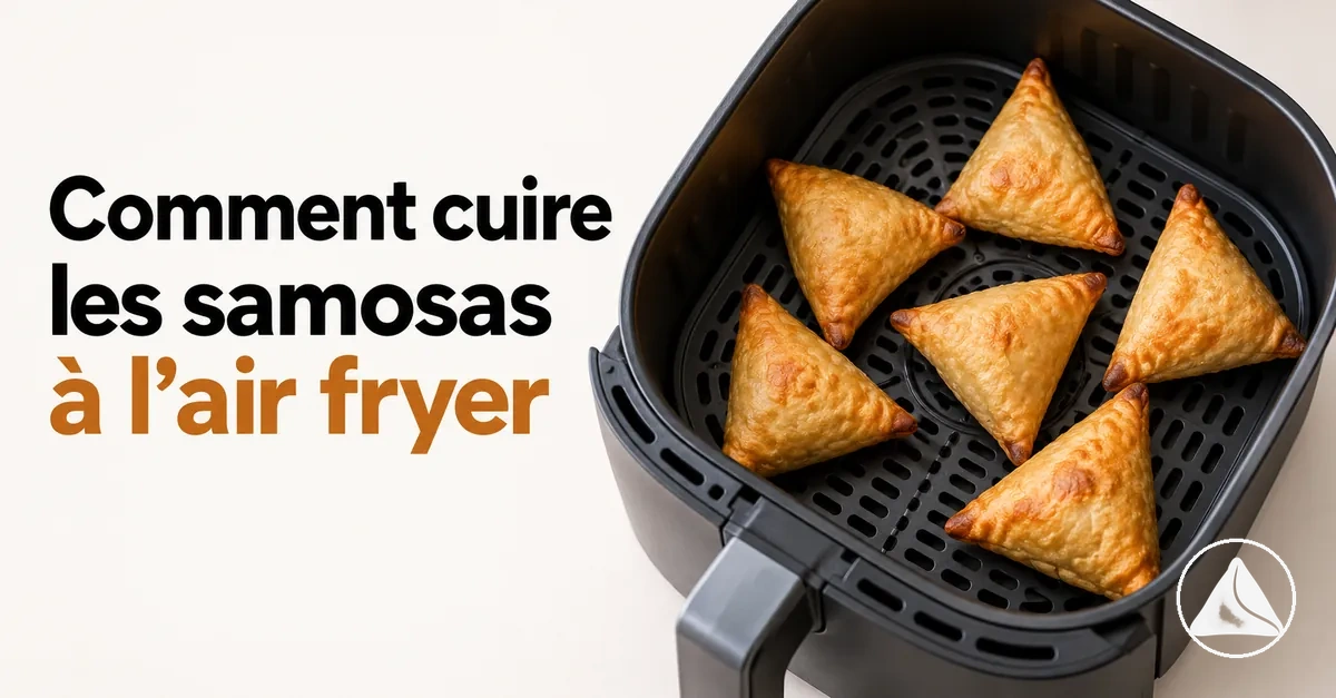 Samosas disposés dans le panier d’un air fryer pour une cuisson croustillante